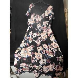 Women’s Alyx Floral V-Neck Short Sleeve Maxi Dress Floor Length Size 2X